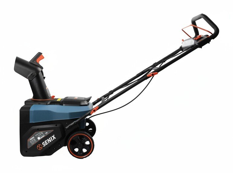 SENIX STX2-M1-EU: самый производительный снегоуборщик рейтинга